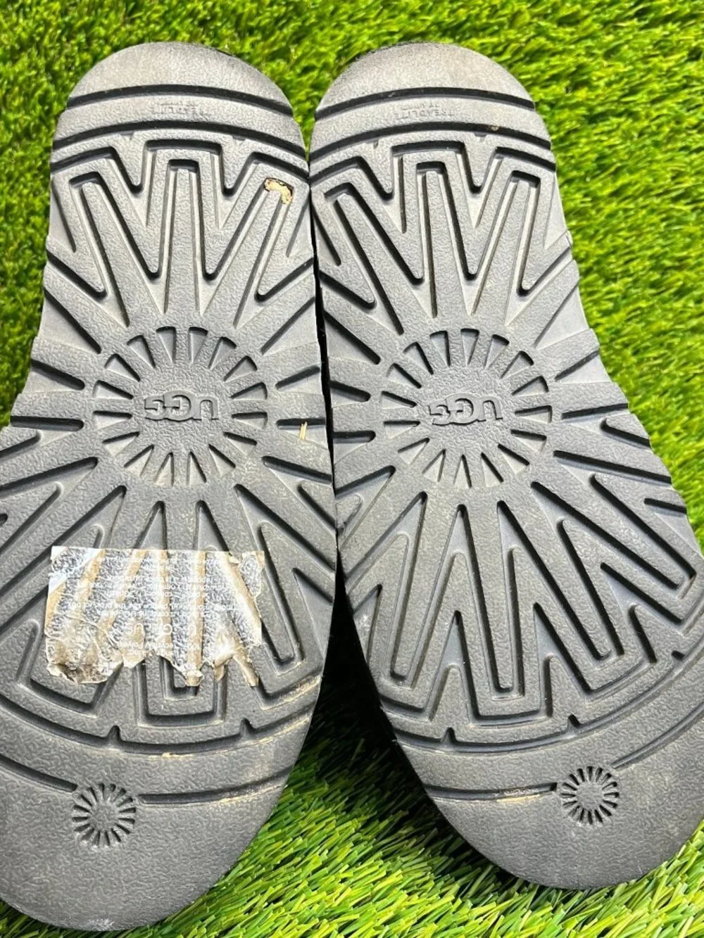 UGG please review